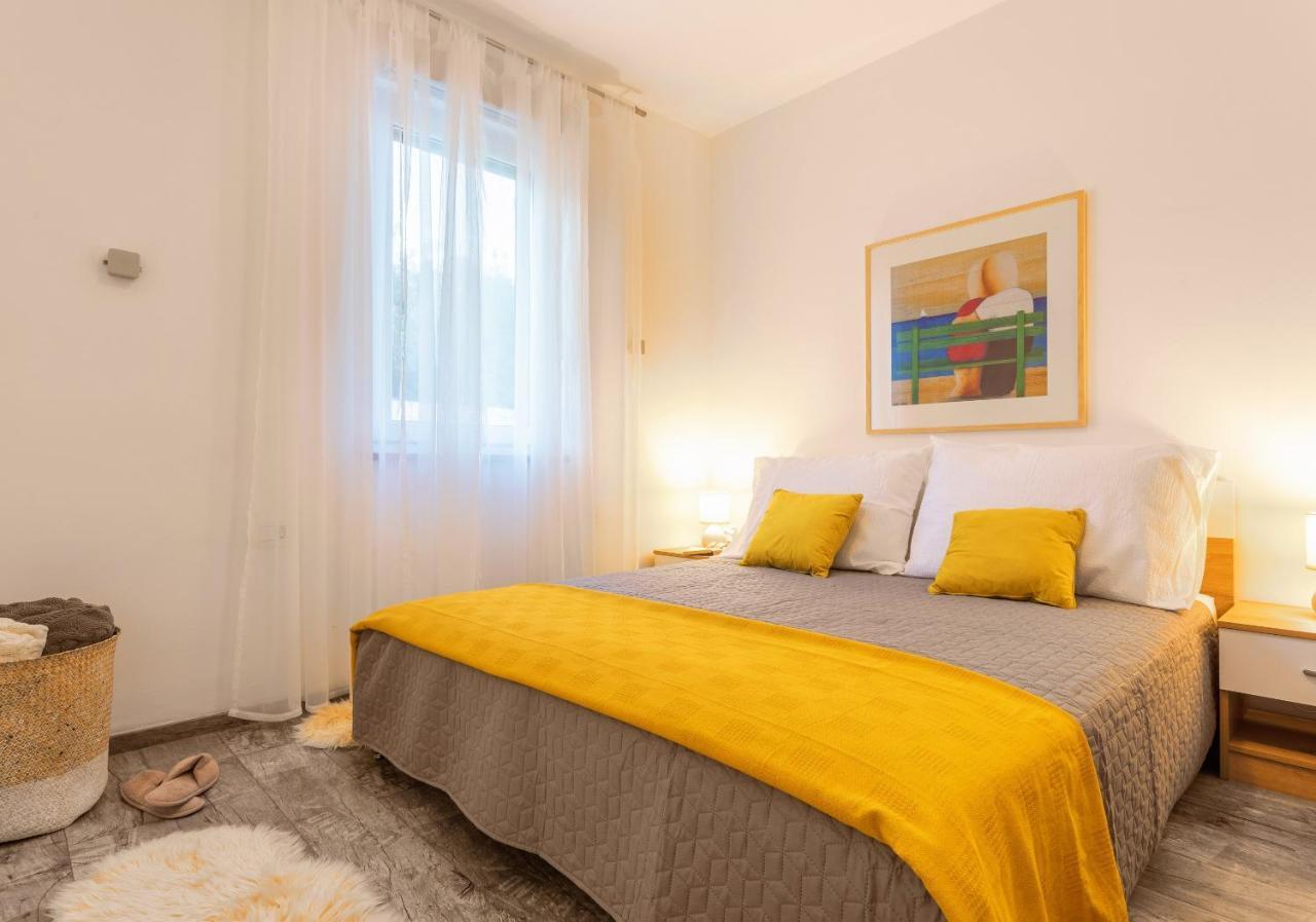 Apartman Olive Supetar Zewnętrze zdjęcie